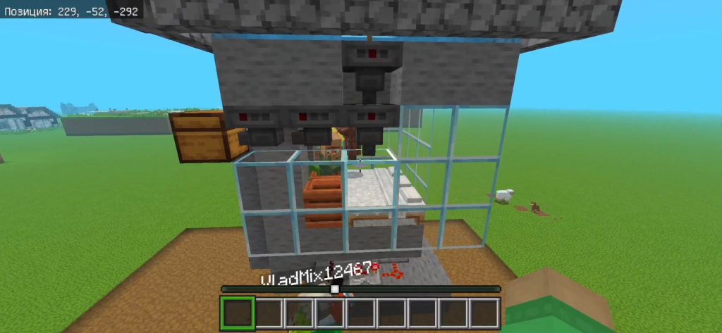 Цепочка воронок и сундук для сбора железа в автоматической ферме Minecraft
